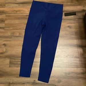Mono B size Medium Leggings